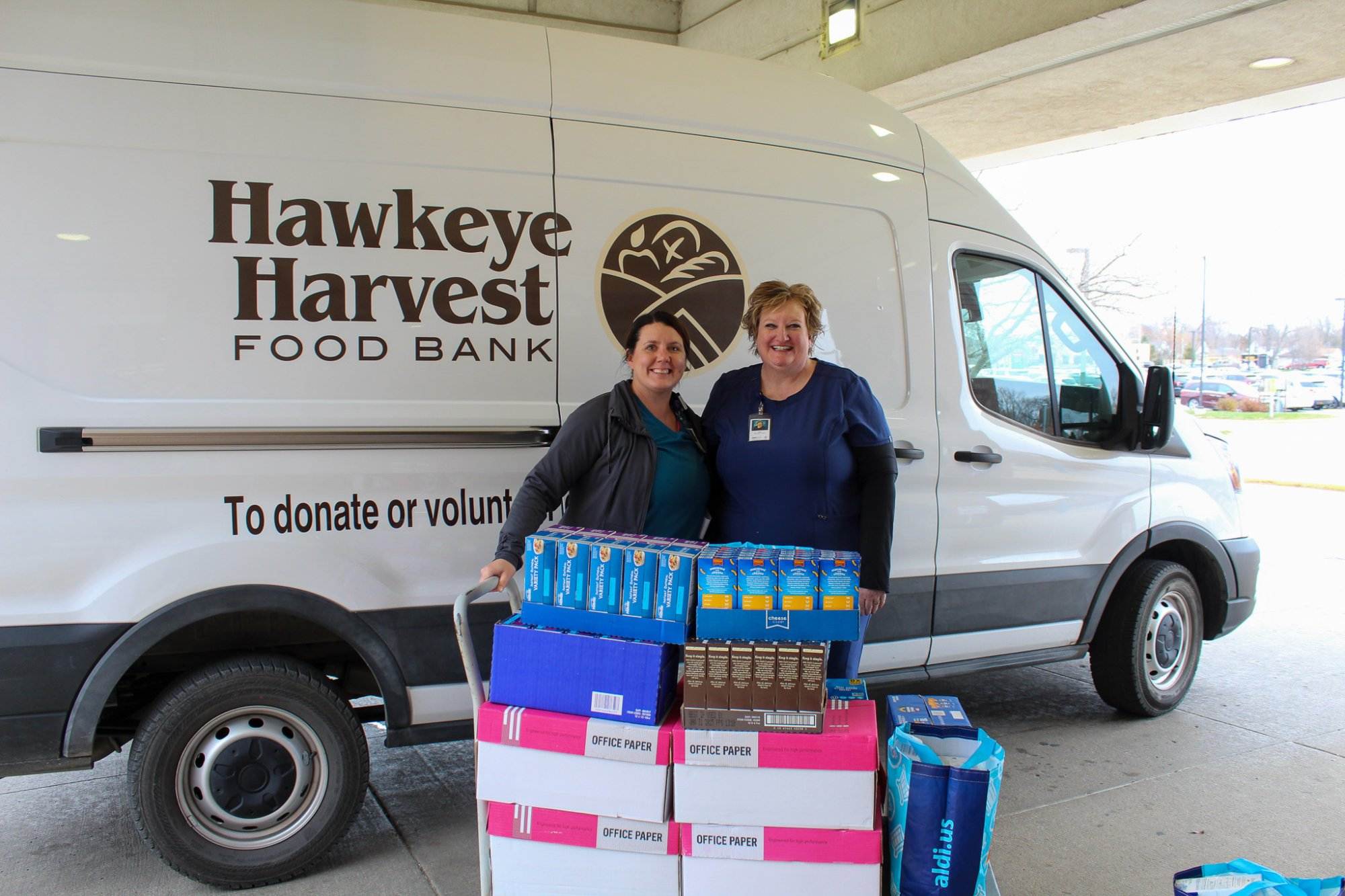 Harvesting Hope: Mason City Clinic Employees Give Thanks and Give Back to North Iowa