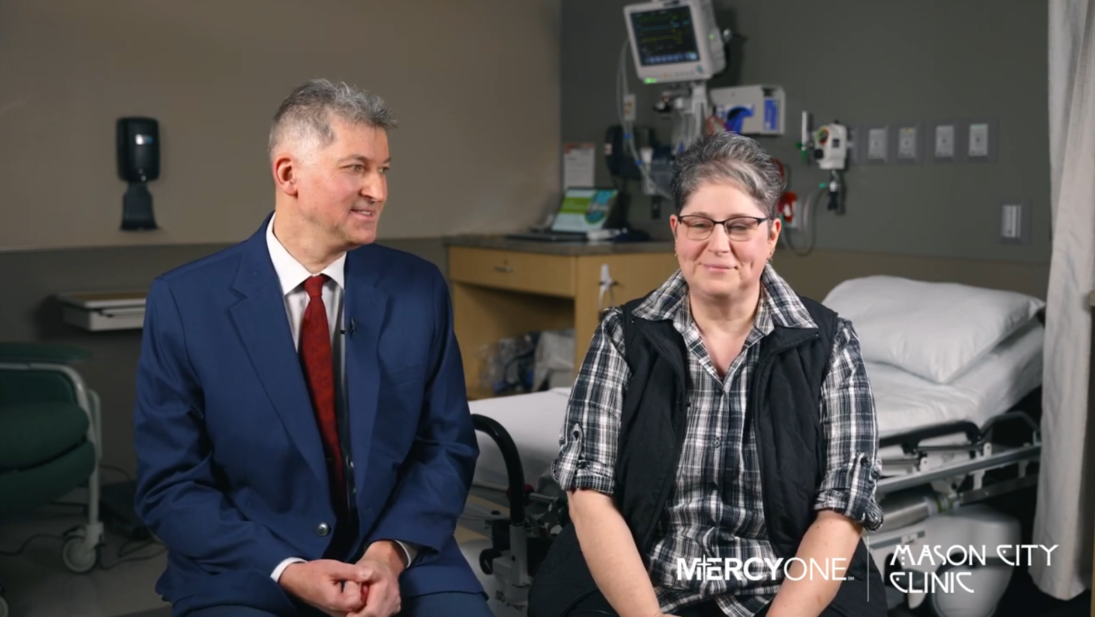 The Benefits of Partial Knee Replacement: Insights from Dr. Radulescu and Deanne’s Experience